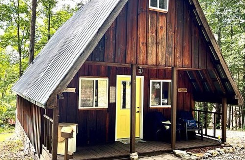 Wellington Cabin | Rustic Cabin Retreat Near RRG & Cave Run