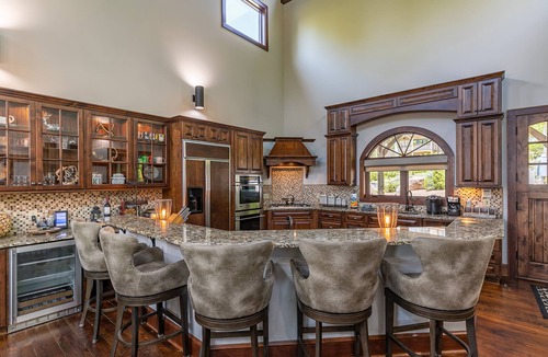 Banner Elk Cabin | Sanctuary- Luxury Eagles Nest 4BR with sweeping views, hot tub, hiking, and more!