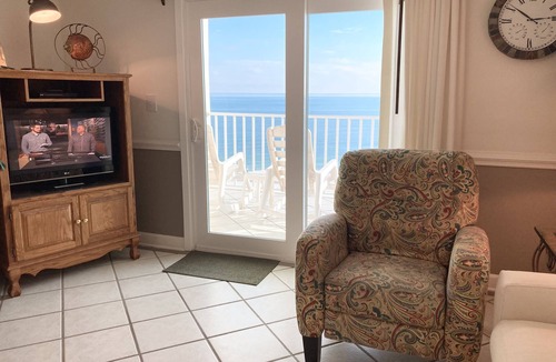 Gulf Shores Condo | Seacrest on West Beach.6th Floor.Fabulous Views.Local Owner