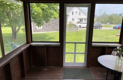 Seawall Cottage | Seawall Point Cottage