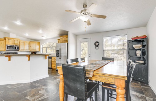 Boulder Cottage | Secluded Boulder House - Next to National Forests!