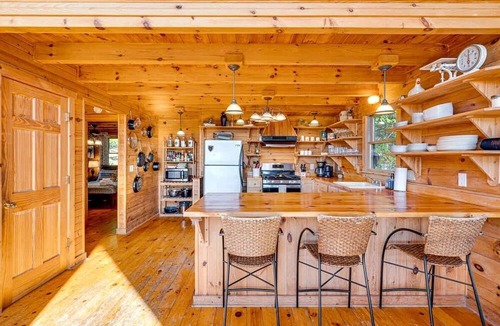 Old Fields Cabin | Secluded Luxury Cabin with Hot Tub on 40 Private Acres Near Moorefield, West Virginia