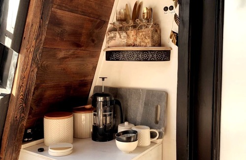 Elk Garden Cabin | Secluded Off-Grid A-Frame Cabin with Creek Access near Abrams Creek, West Virginia