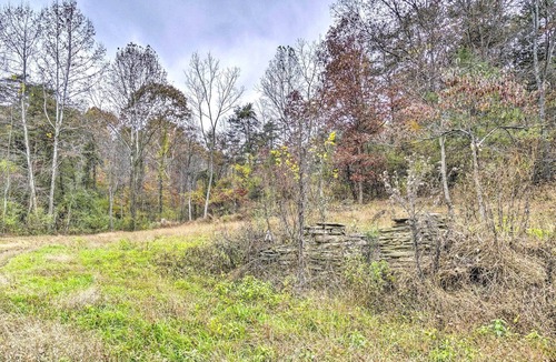 Gallipolis Ferry Apartment | Secluded Patriot Escape - 50 Acres of Hiking!