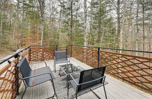 Campton Cabin | Secluded Red River Gorge Cabin w/Rooftop Deck!