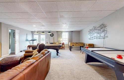 Dandridge House | Serene Lakefront Home Dock Game room Fire Pit