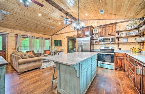 Golden Cabin | Setting Sun’ Eagletown Gem: Real-Log Cabin!