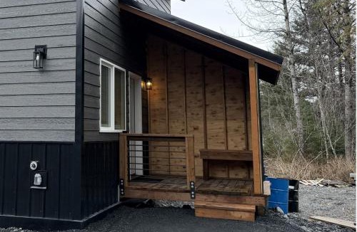 Seward Ski Chalet | Seward Mountain View Cabins #10