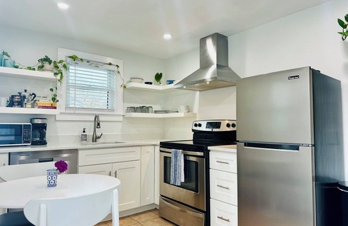 North Kingstown Cottage | Shorebreak Cottage