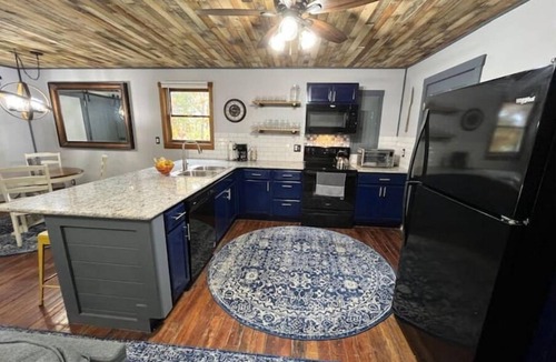 Green Spring Cottage | Sierra Farmstead