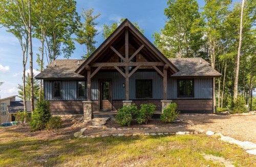 Elk Park House | Sip Sip Hooray at Eagles Nest
