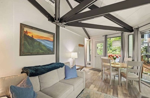 Sugar Mountain Cabin | Ski In/Ski Out Round House in Sugar Mountain