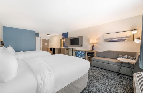 Middletown Hotel | Sleep Inn & Suites Harrisburg Airport - Hershey South