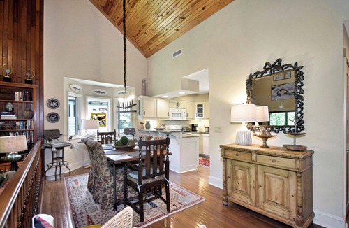 Blowing Rock Condo | Smokies 6 | Fireplace, Restaurant, Pool, Spa