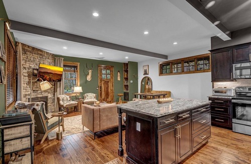 Banner Elk House | Snowflake River Ridge - Eagle Nest - Hot Tub, amenities, fishing in Elk River, 3mi Banner Elk