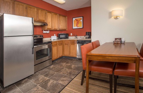 Charleston Hotel | Sonesta ES Suites Charleston