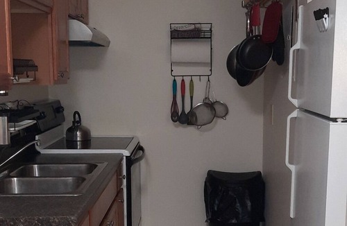 Loveland Apartment | Soothing apartment with AC in lovely Clermont County