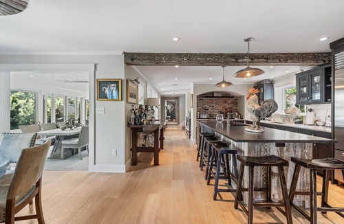 Kennebunk House | Sophisticated Luxury Farmhouse