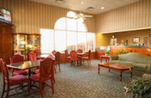 Sunrise Summit Hotel | South Branch Inn Romney