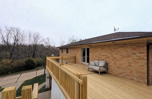 Highland Heights House | Spacious 3 Bedroom, 5 minutes from Downtown Cincinnati