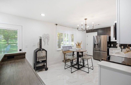 Covedale House | Spacious 4-bedroom house in adorable Cincinnati close to downtown
