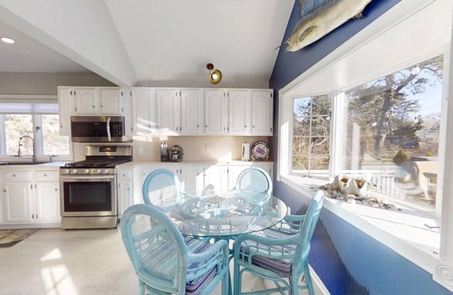 West Harwich House | Spacious 5-Bedroom Home in West Harwich, perfect for family getaways!