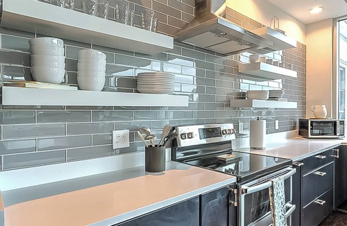 Frankfort House | Spacious and Fun 5BR Downtown Frankfort Loft Near Dining & Distilleries