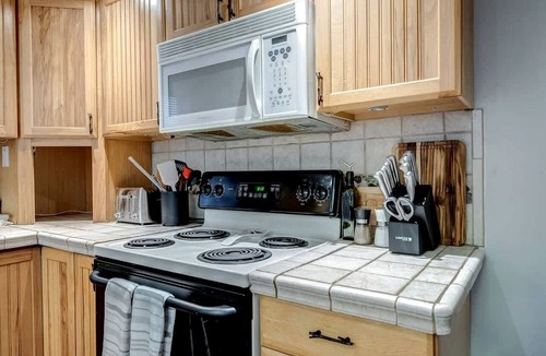 The Woods Cabin | Spacious Cabin with Fire Pit, Arcade Games, and Resort Access, the Perfect Base for Outdoor Adventures in Hedgesville, West Virginia