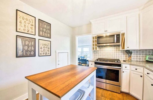 Montreat House | Spacious dog-friendly Montreat cottage with firepit, mountain views, & patio