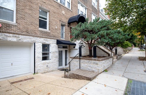 Adams Morgan Apartment | Spacious Dupont Circle 2BR nr. U Street & Glen's Market, by Blueground