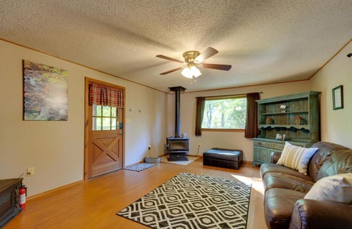 Greene County House | Spacious Yard + Fire Pit: Afton Family Cabin!