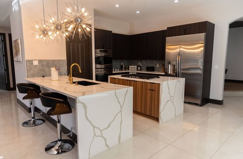 Enterprise House | Spectacular custom home with private pool