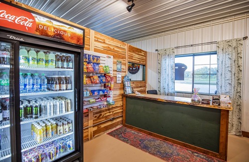 Cassville RV Rental | Starlit Nights during Nature’s Cozy Retreat