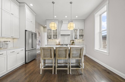 Over-the-Rhine Apartment | StayWashingtonPark | OTR
