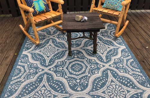 Damascus House | Steps away from the Creeper Trail, the AT and main street shopping in DamascusVA