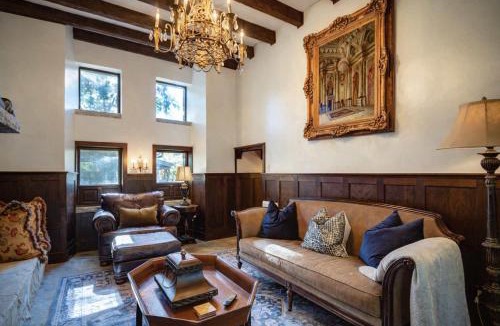 Tynecastle House | Storybook Cottage with Fireplace