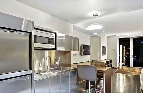 Las Vegas Apartment | StripSuite Palms Place Hotel/Resort & Casino- NO RESORT FEE