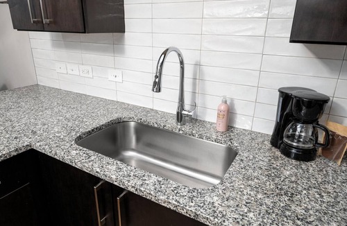 Asheville Apartment | Studio King Suite w/Kitchen | 104