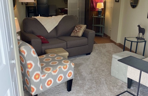 Morgantown Apartment | Studio Unit ONLY 10 Minutes to WVU!