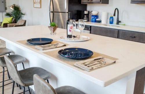 Over-the-Rhine House | Stunning Condos Near Washington Park w Parking