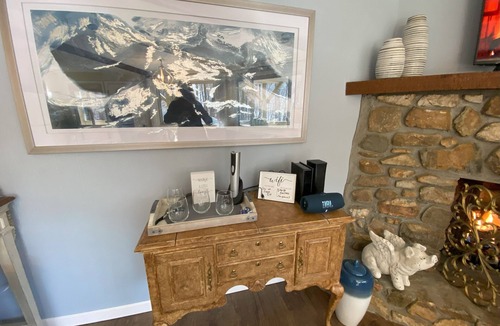 Sugar Mountain Condo | Sugar's Edge Luxury Mountain Treehouse with AirCon