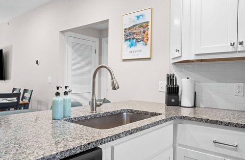 Branson Condo | Summer Splash! Near SDC, Branson Strip & The Lake.