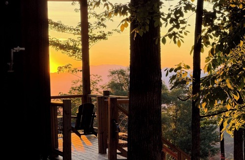 Sevierville Cottage | Sunrise + Hot Tub Nights Under the Stars