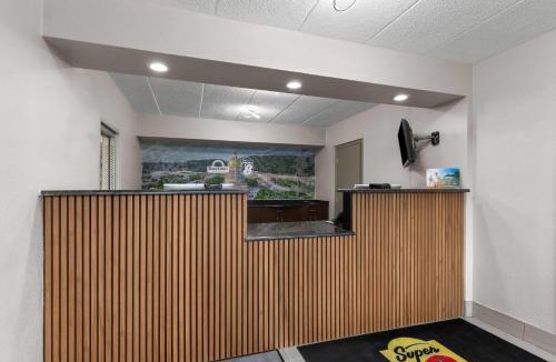 Tad Hotel | Super 8 by Wyndham Charleston WV