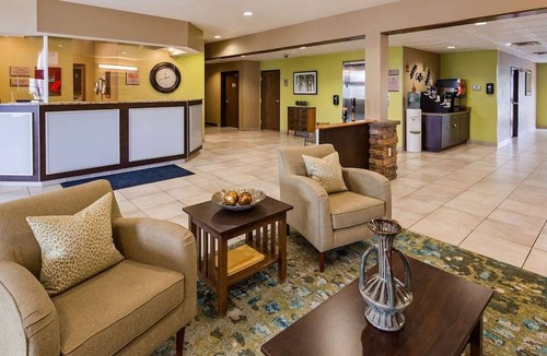 Buckhannon Hotel | SureStay Plus Hotel by Best Western Buckhannon