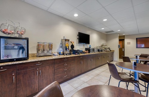 Buckhannon Hotel | SureStay Plus Hotel by Best Western Buckhannon