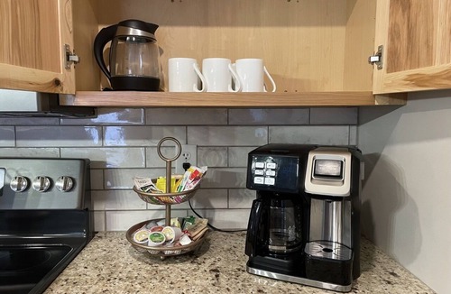 Crouch Crossroad House | Sweet Seclusion in North Johnson City. Sleeps 6. Close to Bristol/JCMC/ETSU/VA