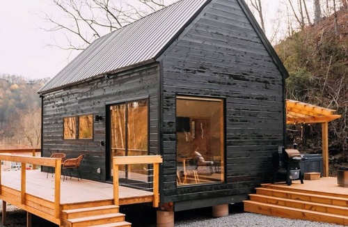 Frenchburg Cabin | Tall Stüga at Lush Hollow
