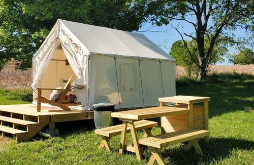 Blountville RV Rental | Tentrr Signature Site - Sunflower Ridge at The Stickley Farm
