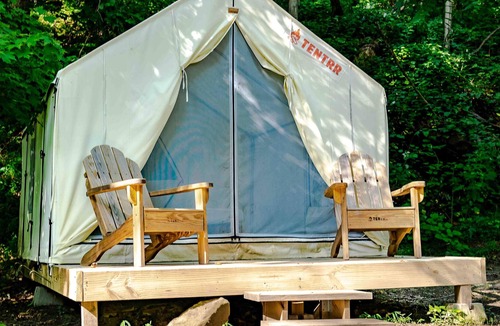 Ansted RV Rental | Tentrr State Park Site - WV Hawk's Nest State Park - Site C - Single Camp